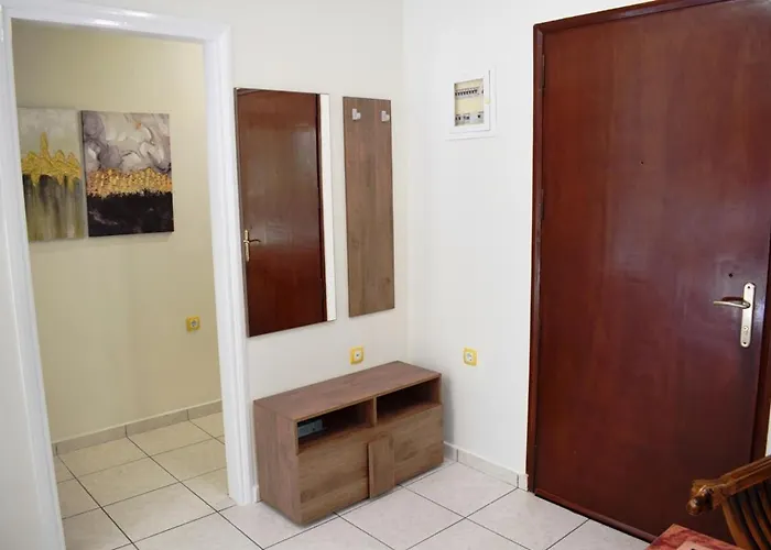 דירה Nama -central Vacation With Free Parking Only 900m Far From Venetian Port And Beach!