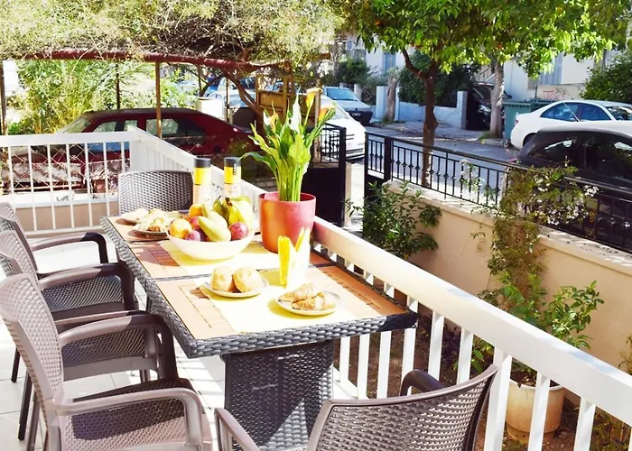 Nama -central Vacation With Free Parking Only 900m Far From Venetian Port And Beach!