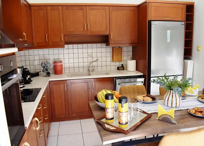 Nama -central Vacation With Free Parking Only 900m Far From Venetian Port And Beach! דירה חאניה